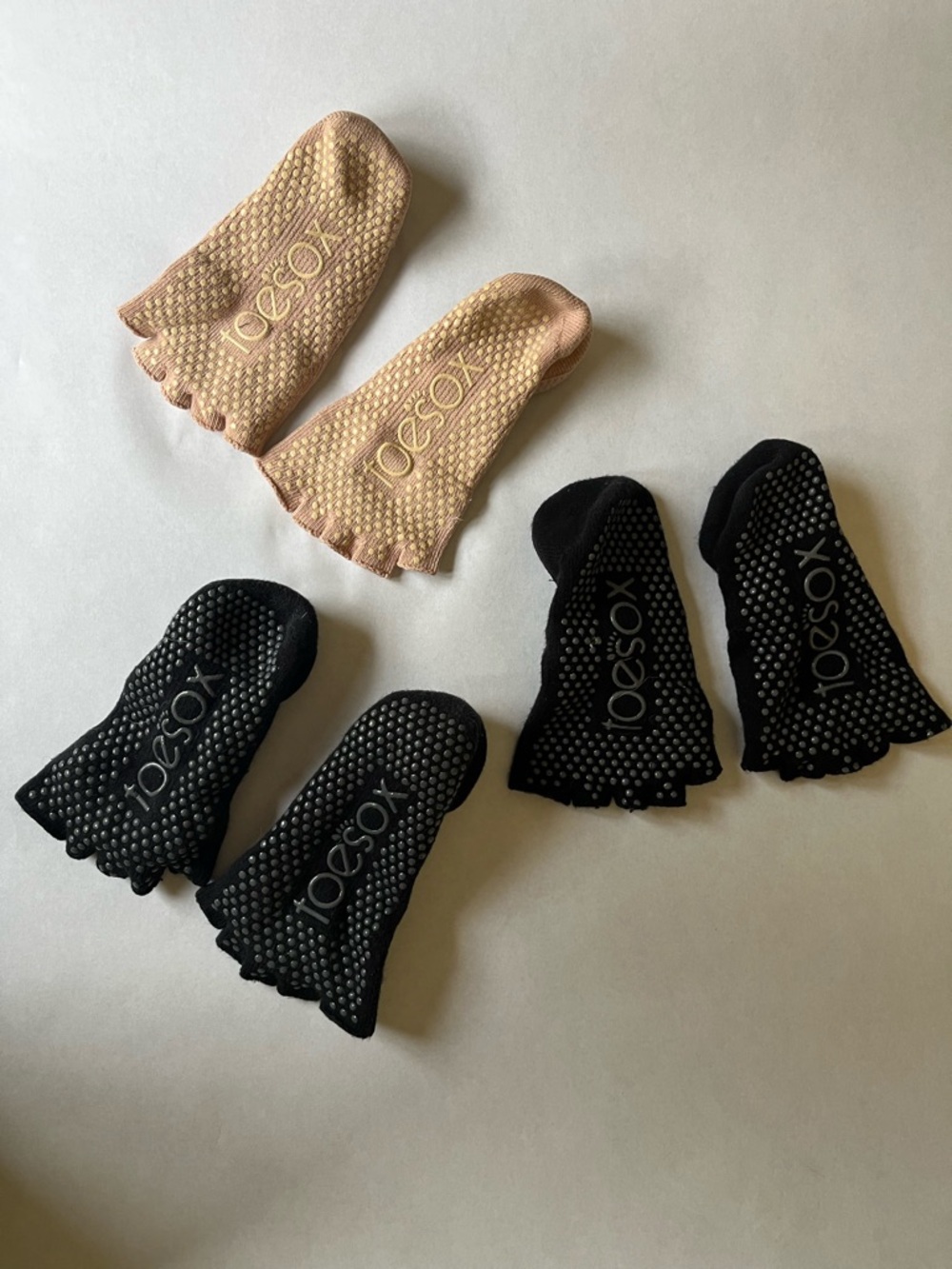 ToeSox PIlates / Barre Grip Socks (3 pairs)